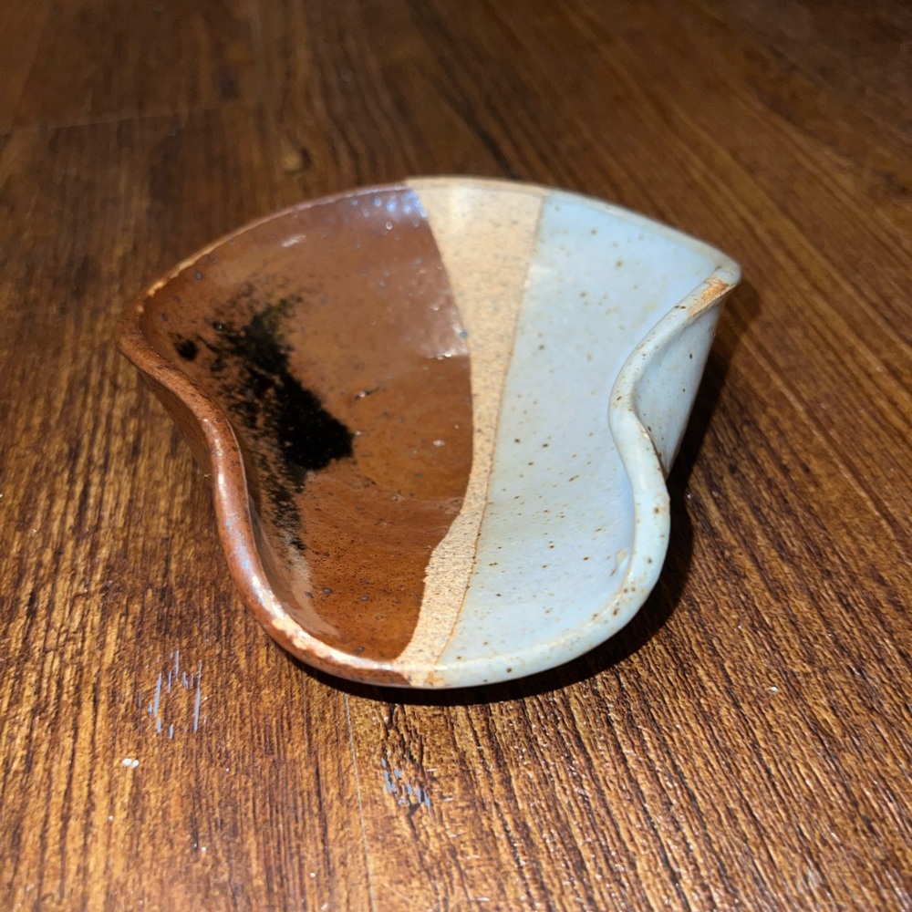 Handcrafted Ceramic Spoon Rest Kitchen Utensil Brown Gray Tan - Picture 2 of 8